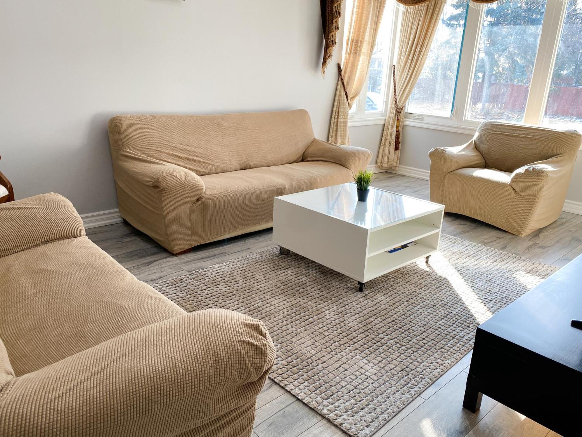 Spacious Mbr Near Kennedy Subway & Go Toronto Bagian luar foto